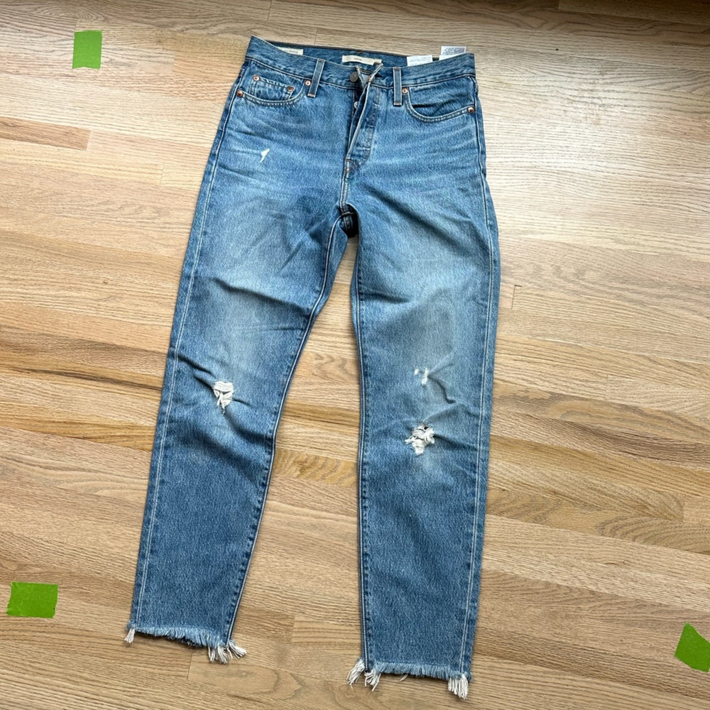 Levi’s wedgie Jean